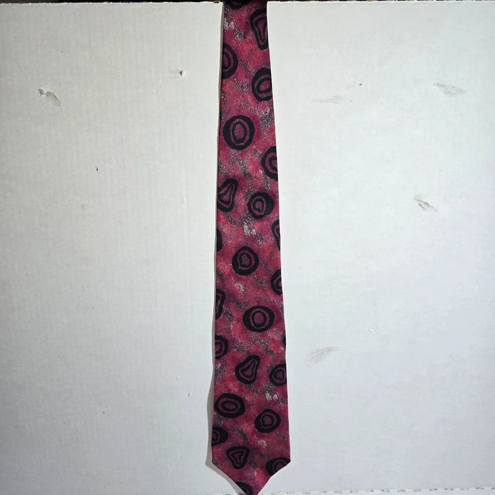 VINTAGE Perry‎ Ellis Portfolio Imported Silk Men's Tie Reddish Pink Abstract